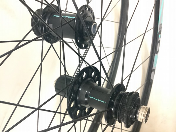 ホイールセット RACING618 DB 700c　クリンチャー 12x100/142mm シマノ