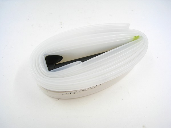 【SALE】チューブ Aerothan 700x28c 仏式60mm