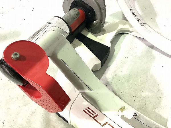 ローラー台 QUBO FLUID 使用感あり