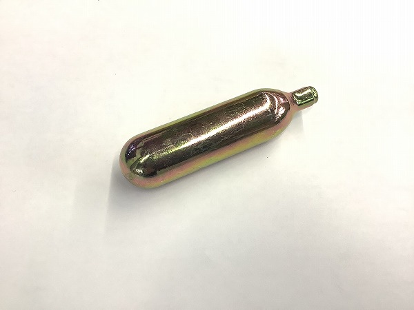 CO2ボンベ ネジ無し