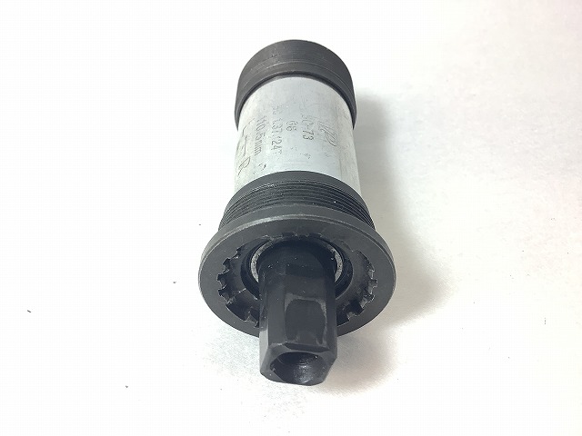 ボトムブラケット 68/110.5mm　JIS