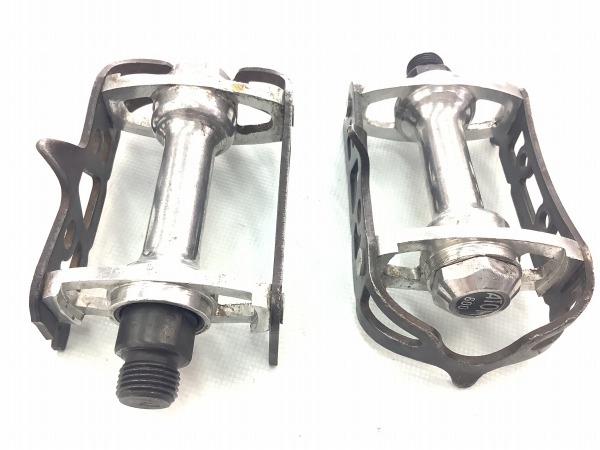 フラットペダル ATOM 600