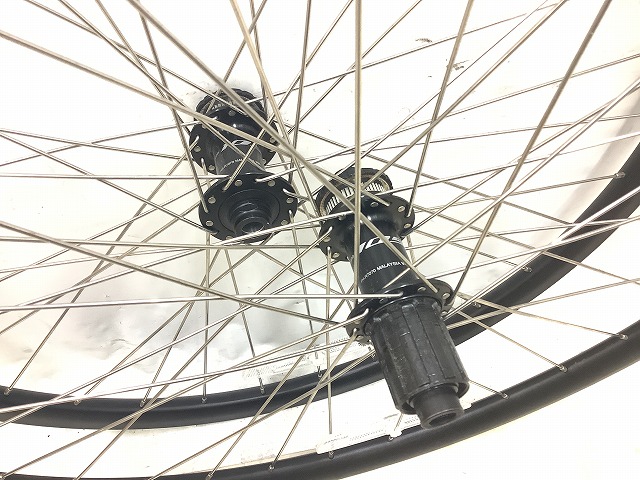 ディスク用ホイール 105 R7000ハブ　700c