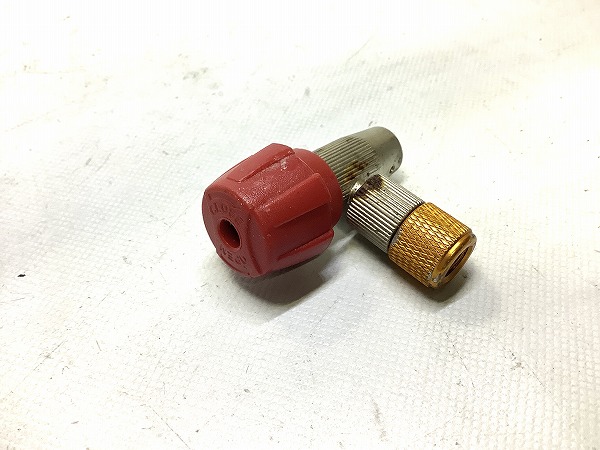 CO2ボンベ用口金