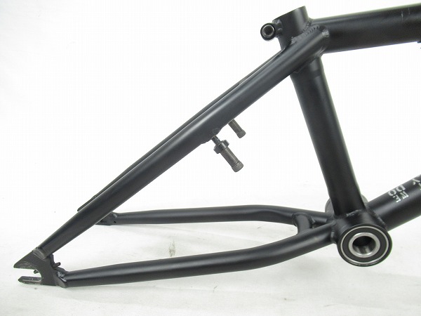 V-FRAME　Viki Gomezモデル