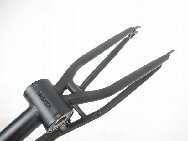 V-FRAME　Viki Gomezモデル