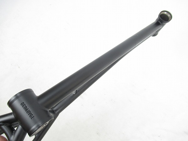 V-FRAME　Viki Gomezモデル