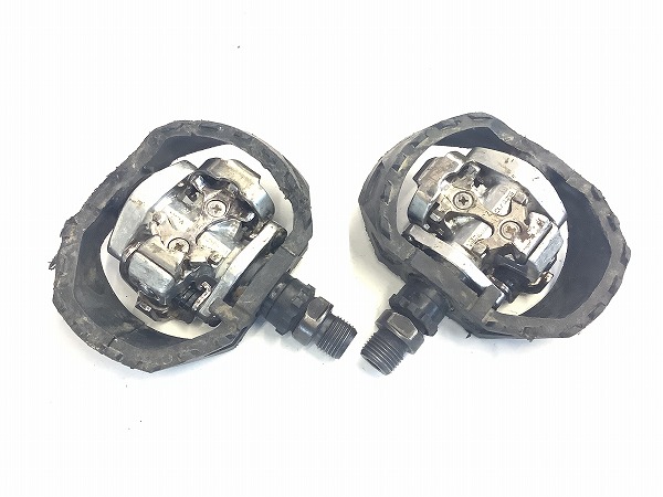 ビンディングペダル PD-M424 SPD 割れあり