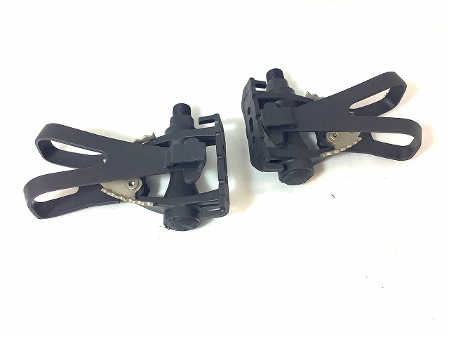 フラットペダル 　トゥストラップ付