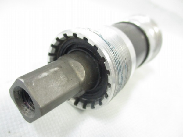 ボトムブラケット BB-UN300 JIS 68/110mm スクエア