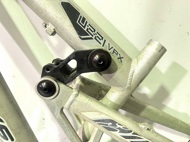 UZZI VPX 26インチ 錆あり