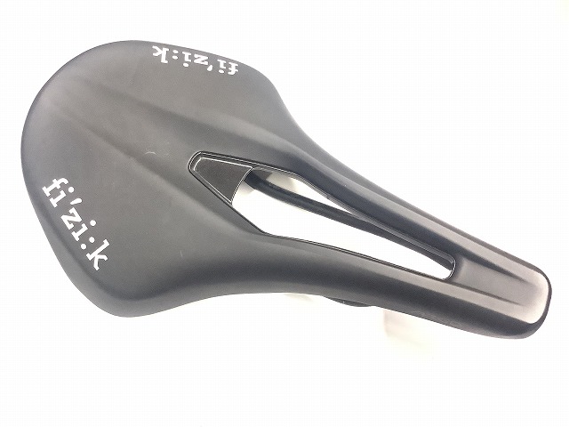 サドル ARGO TEMPO スチールレール ブラック 160mm