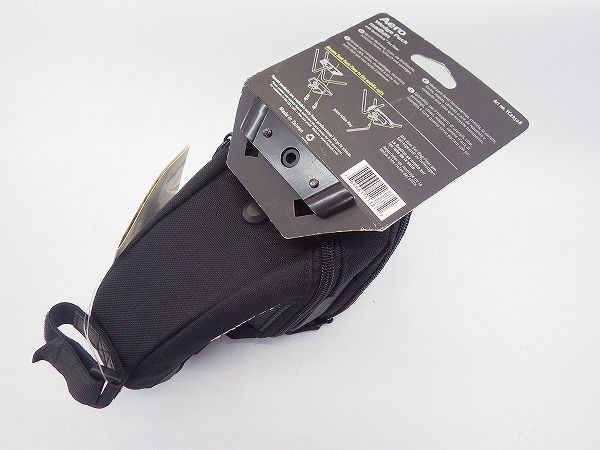 サドルバッグ Aero Wedge Pack サイズ：L200×W105×H120mm