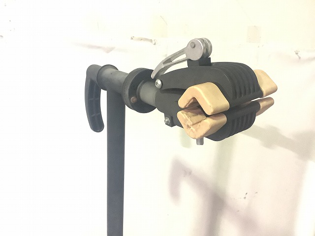 ワークスタンド 色褪せ・使用感あり