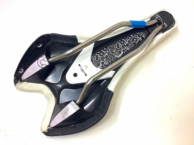 サドル VULTURE 