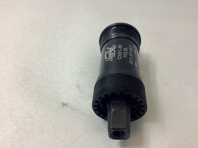 ボトムブラケット 68/113mm　JIS