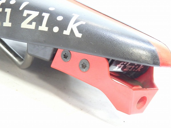 ノーズレスサドル Tritone Kiumレール