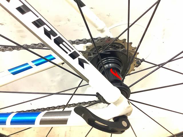 MADONE 2.1 e2 /RACING7 CX