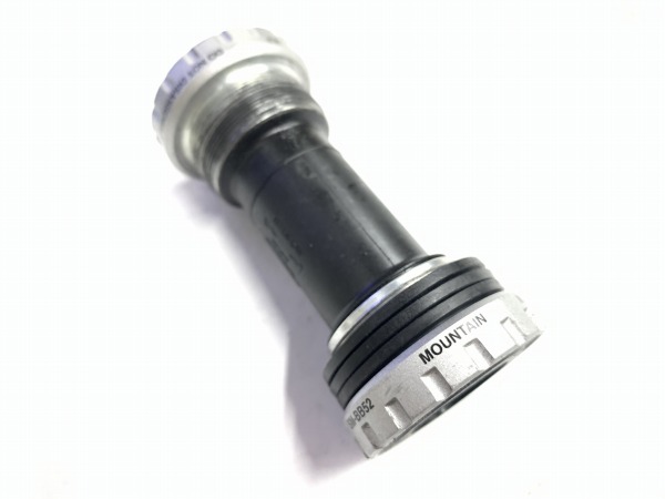 ボトムブラケット SM-BB52 JIS 68/73mm ※ゴリ感あり