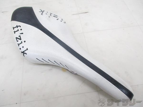 サドル ARIONE kiumレール ※欠品有