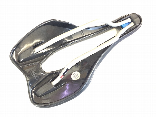 サドル SLR BOOST GRAVEL Ti316レール 穴あきタイプ