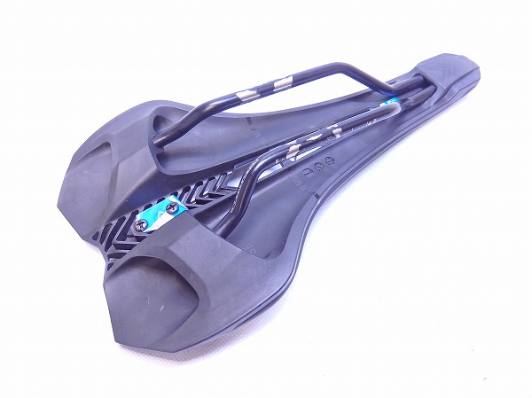 サドル FALCON INOXレール