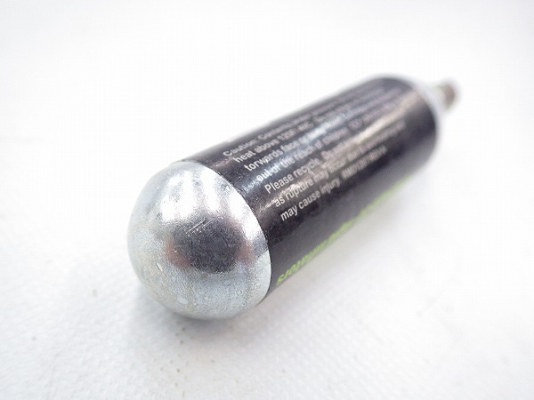 CO2ボンベ 内容量：16g/ねじ切りタイプ