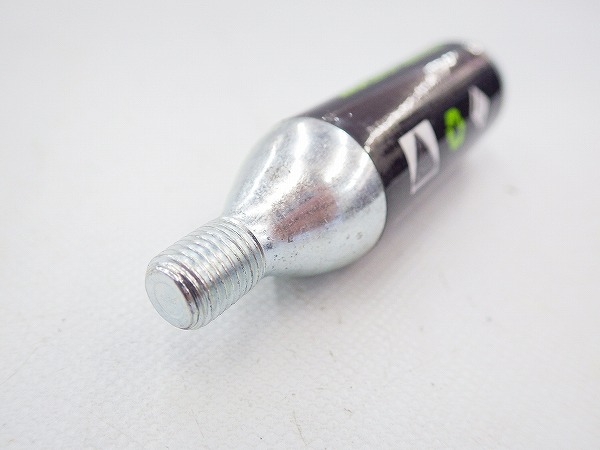 CO2ボンベ 内容量：16g/ねじ切りタイプ