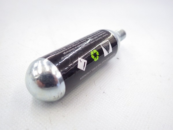 CO2ボンベ 内容量：16g/ねじ切りタイプ