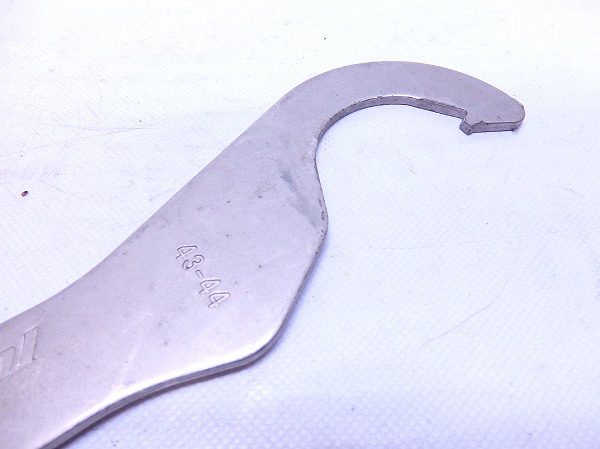 ロックリングレンチ HCW-17