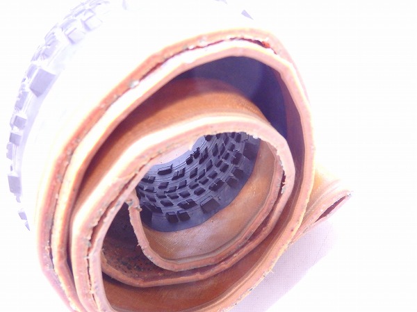 タイヤ RUTLAND 29×2.2