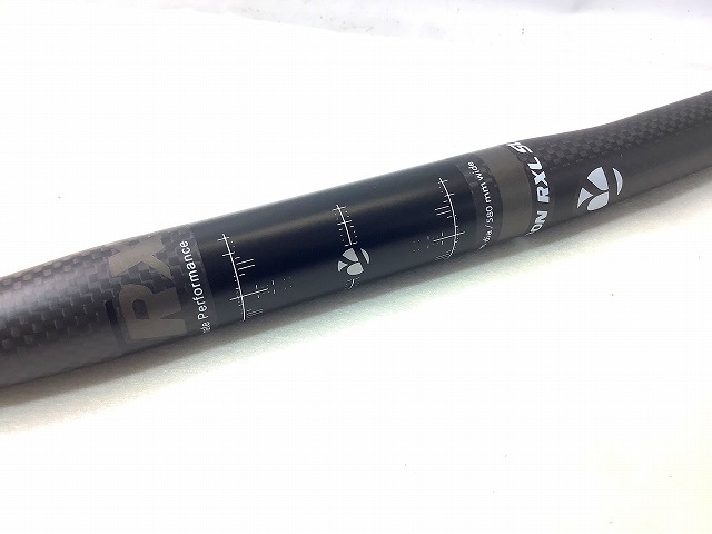 CARBON フラットバー　580x25.4mm