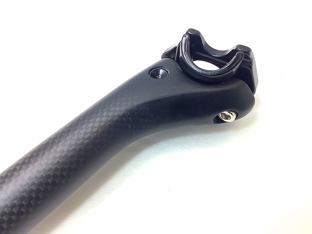 CARBON シートポスト　27.2x350mm