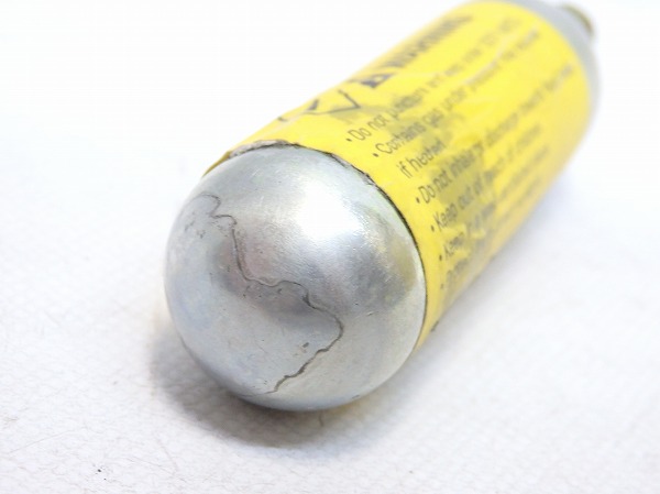 CO2ボンベ 16g ねじ切りタイプ