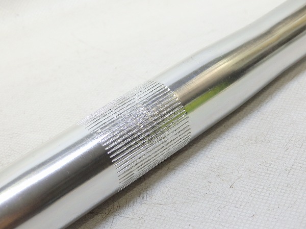 フラットバー シルバー 500㎜/φ25.4㎜