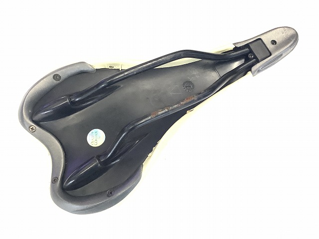 サドル C2 FEC ALLOYレール ホワイト