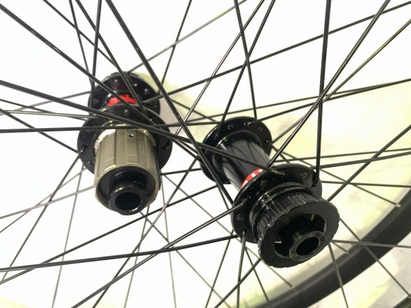ホイールセット ENTITY ノバテックハブ 100/142x12mm シマノフリー11s