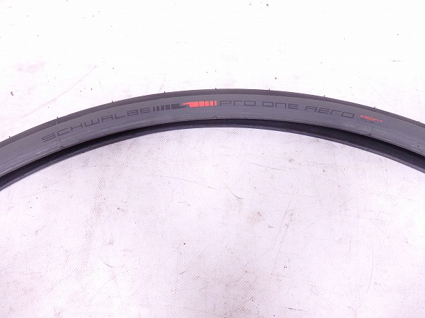 フロントタイヤ PRO ONE AERO TLE 700×28 