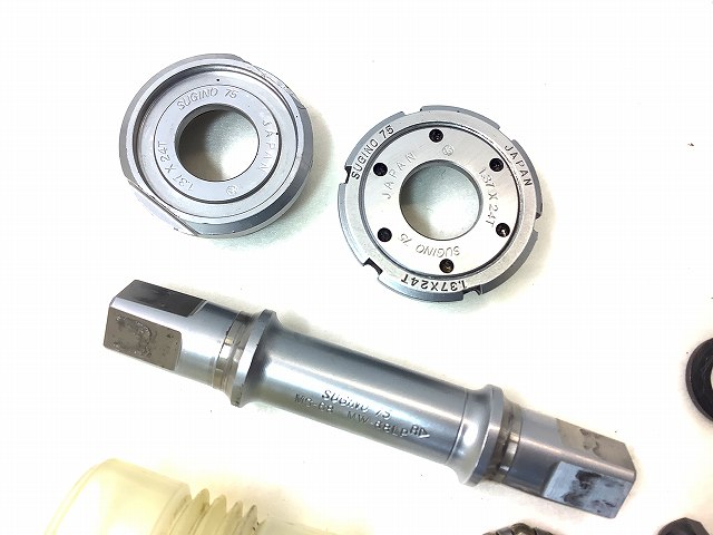 ボトムブラケット SUGINO75  68/109mmJIS　NJS刻印あり