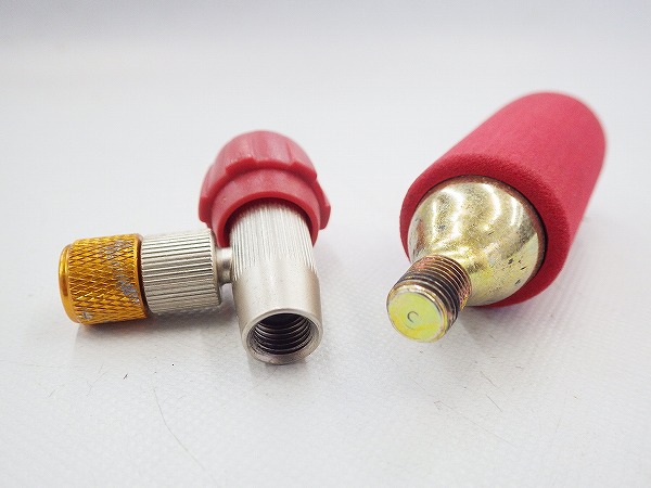 CO2ボンベアダプター＆インフレーター