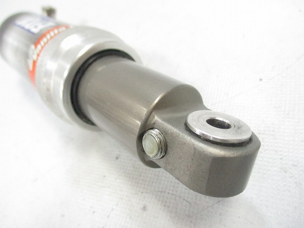 リアサスペンション AIR vanilla FLOAT 160mm