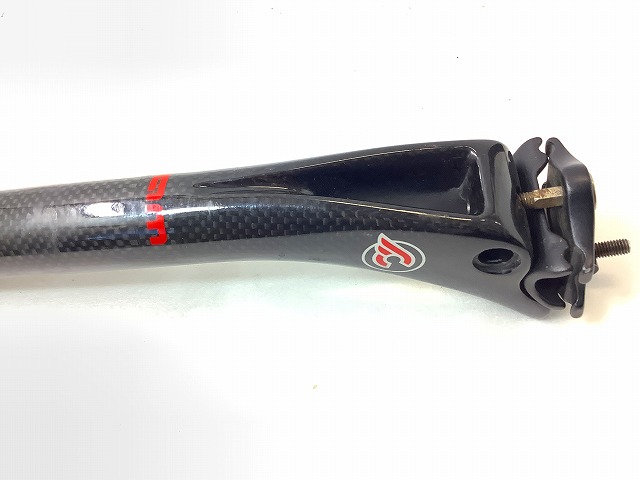 カーボンシートポスト RAM 31.6x330mm