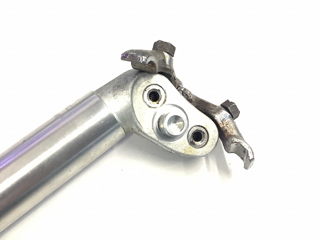 シートポスト 約165mm(実測）/26.8mm シルバー