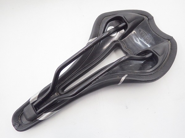 サドル NEKKAR FEC ALLOYレール