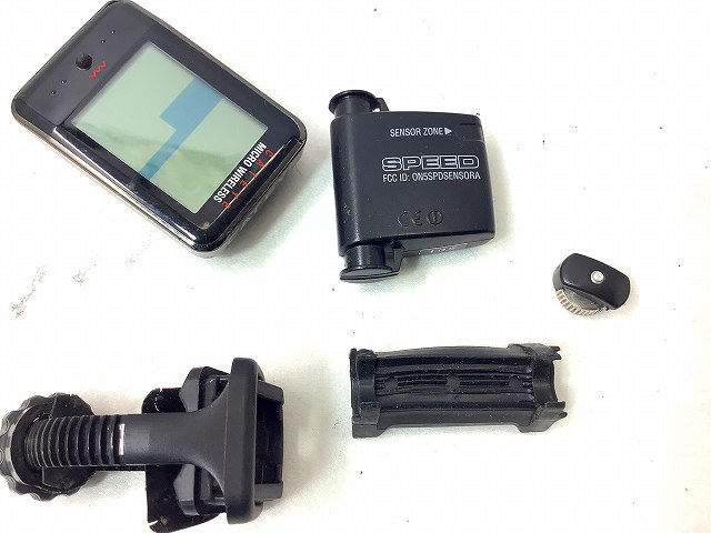 サイクルコンピューター CC-MC200W ※電池欠品