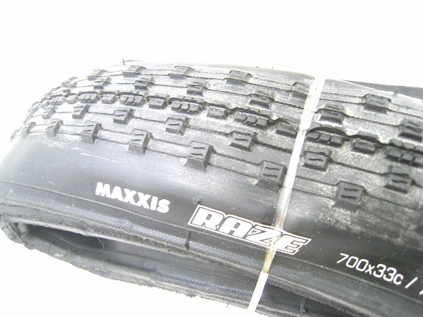 クリンチャータイヤ RAZE 700x33c