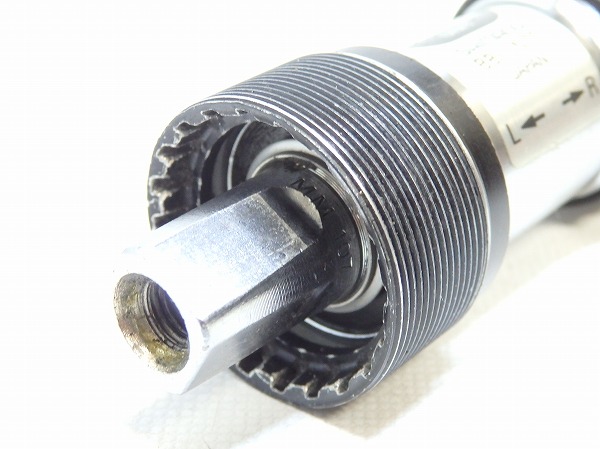 ボトムブラケット BB-UN72 JIS/68-73mm/107mm/スクエア