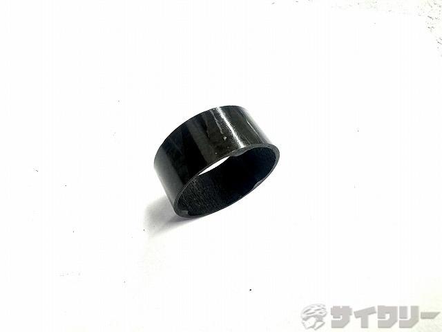 カーボンコラムスペーサー 15mm/28.6mm