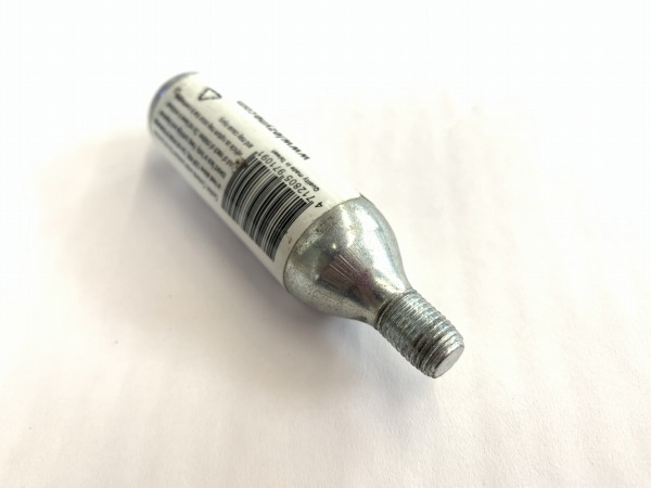 CO2ボンベ 16g ねじ切り 