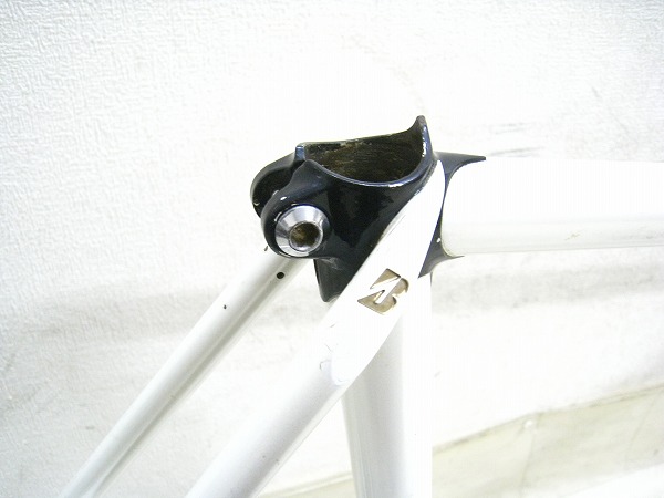 ピストフレーム NJS